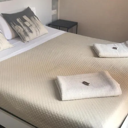 La Meridiana فندق مبيت وإفطار